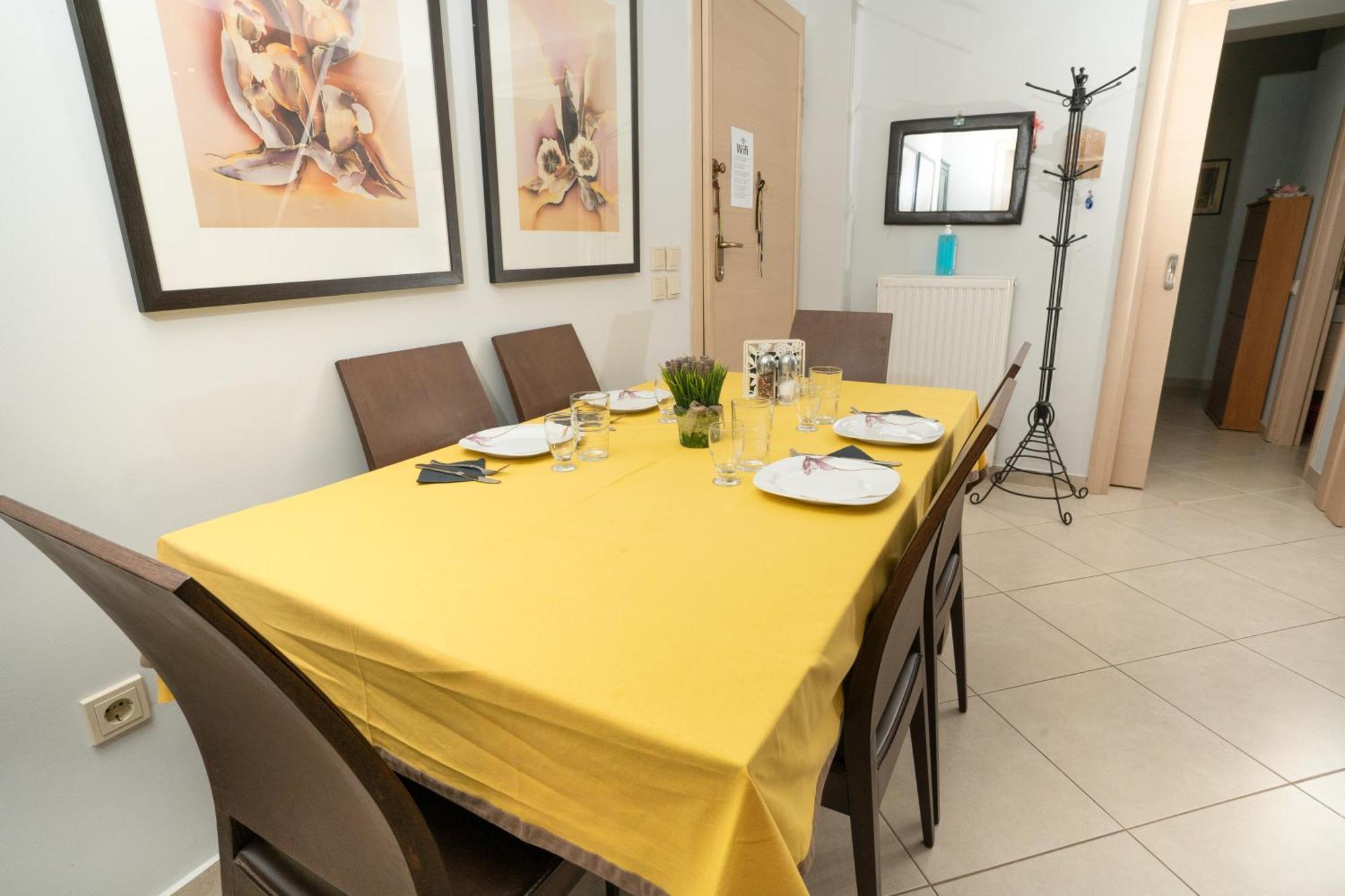 Maria'S Airport Apartment كوروبيون المظهر الخارجي الصورة