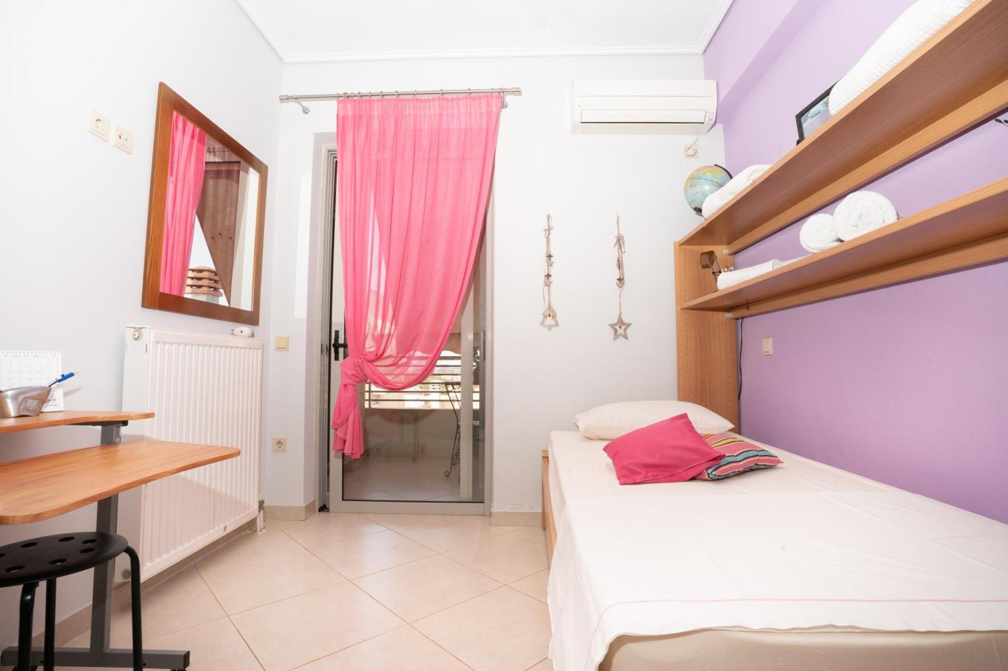 Maria'S Airport Apartment كوروبيون المظهر الخارجي الصورة