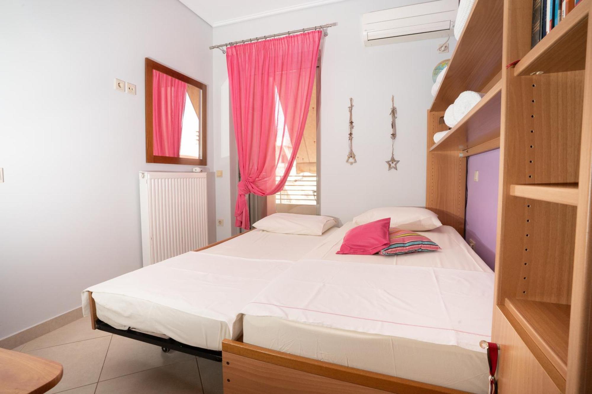 Maria'S Airport Apartment كوروبيون المظهر الخارجي الصورة